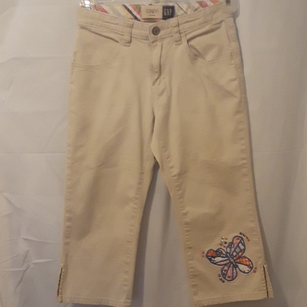 Girls...Gap capri stretch pants